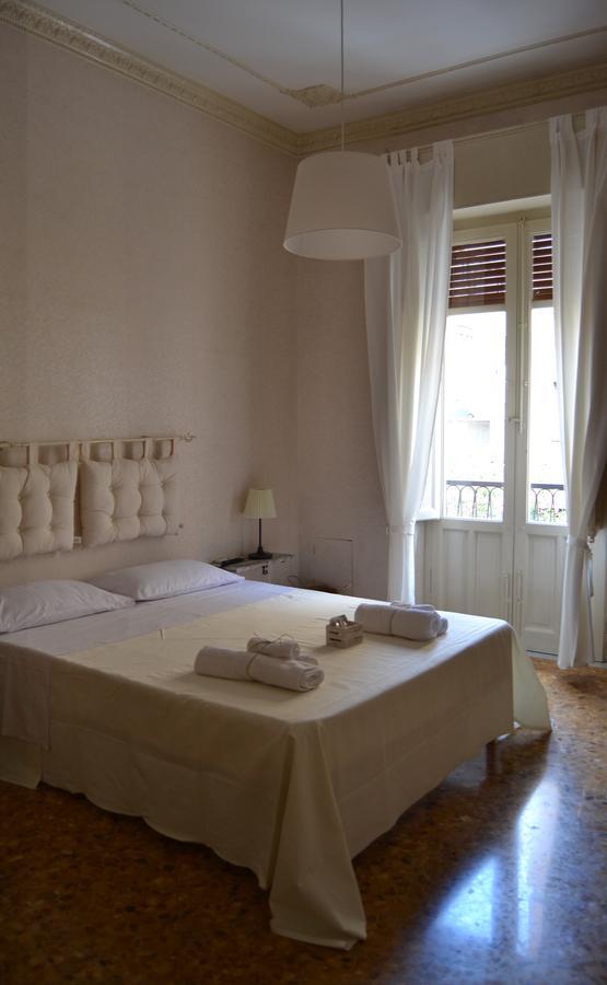 Casa Jolanda B&B Palermo Eksteriør bilde